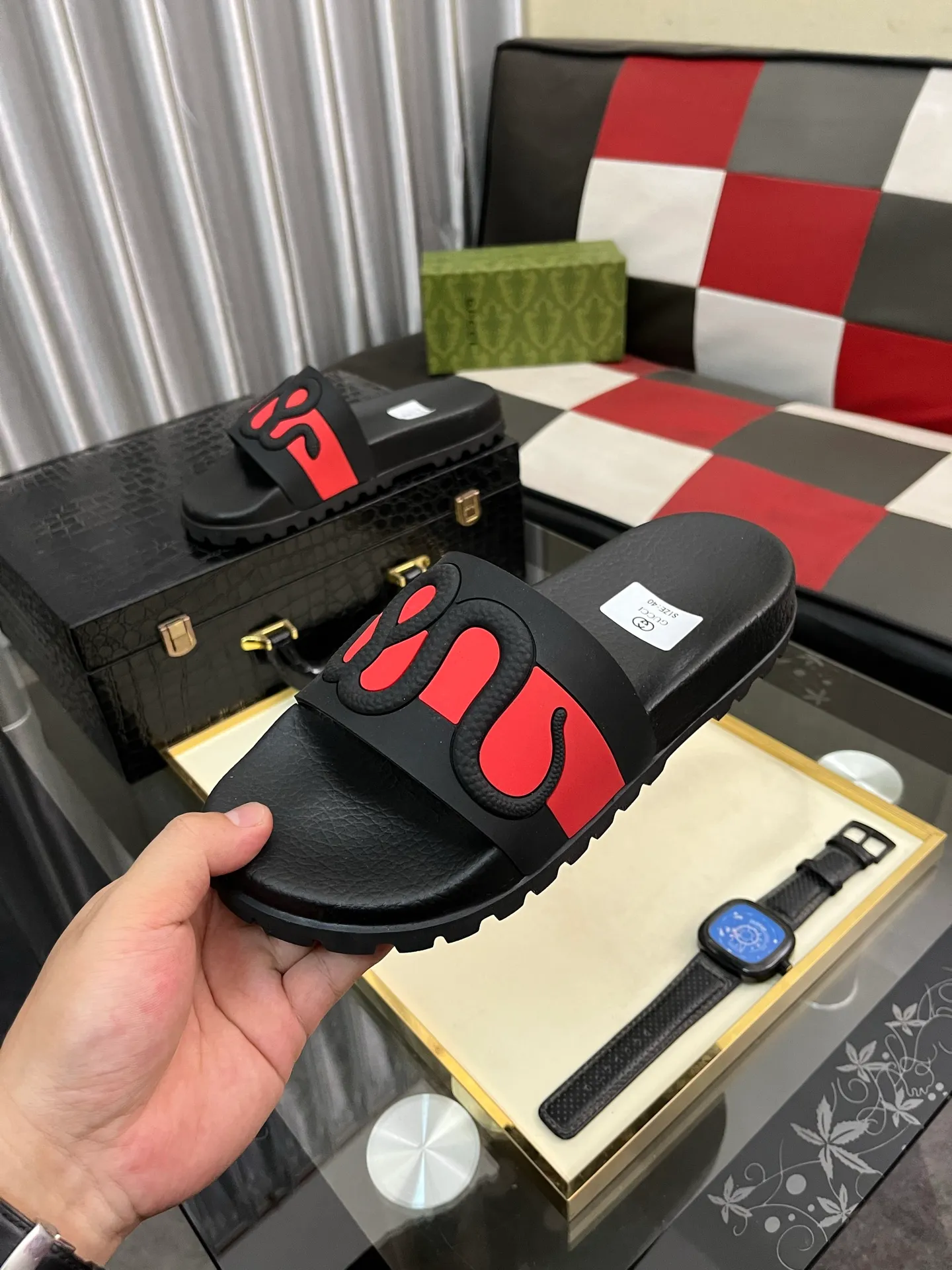 Men's men's shoes💰260⌚️⌚️ＧＵＣＣＩ.Gucci.Official website 1:1 popular slippers hot sale! Original original material 🩴 SIZE: 38-46 (45.46 non-refundable)
